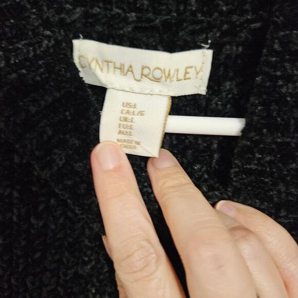 Cynthia Rowley High Neck Side Zip Super Soft Long Sweater. Size Large - Picture 5 of 6